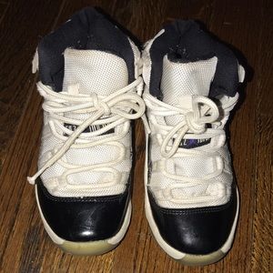Boys sneakers (Jordan 11s)